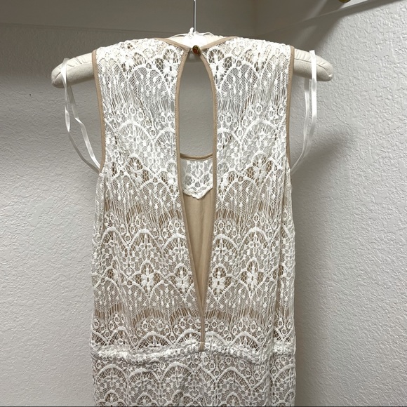 Chelsea & Violet • Cream/Nude Lace Jumpsuit Lounger Sz XS - Picture 5 of 8